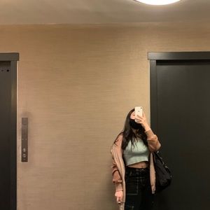 Meet your Posher, Fiona